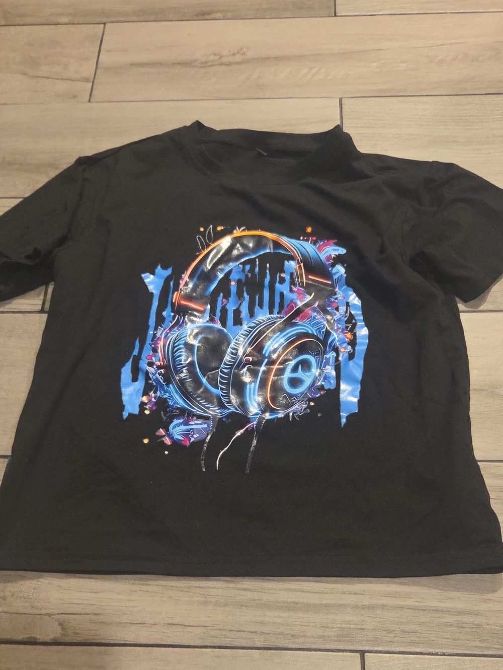 Black Headphones Graphic Tee